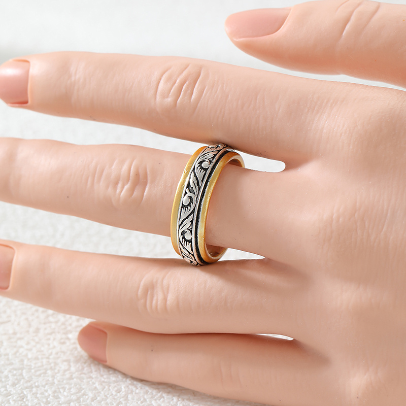 Boho Chic Two-Tone Floral Etched Ring